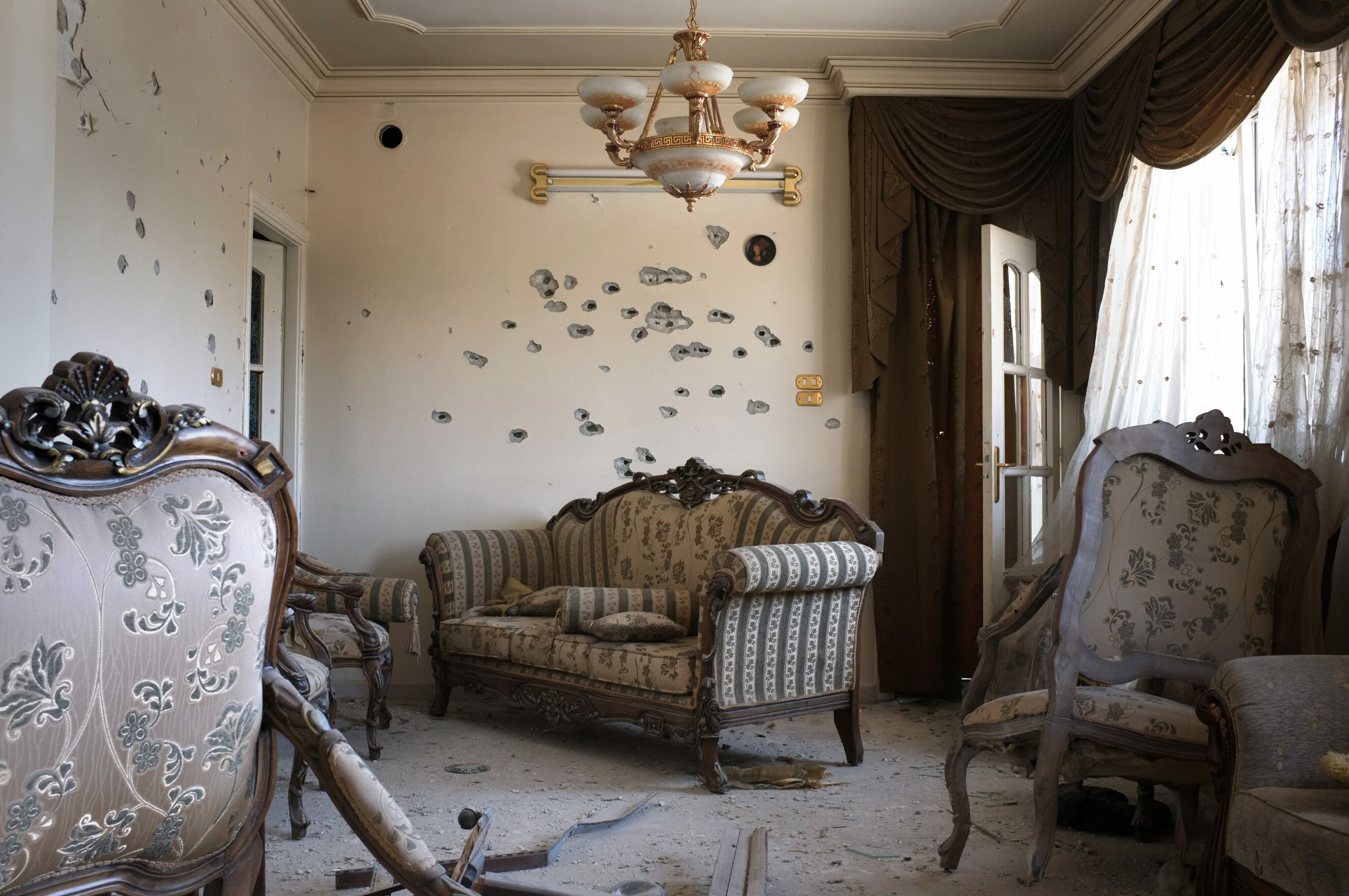 Photographs from both sides of the Syrian revolution. Photojournalism by the Boston based editorial photographer, David Degner.