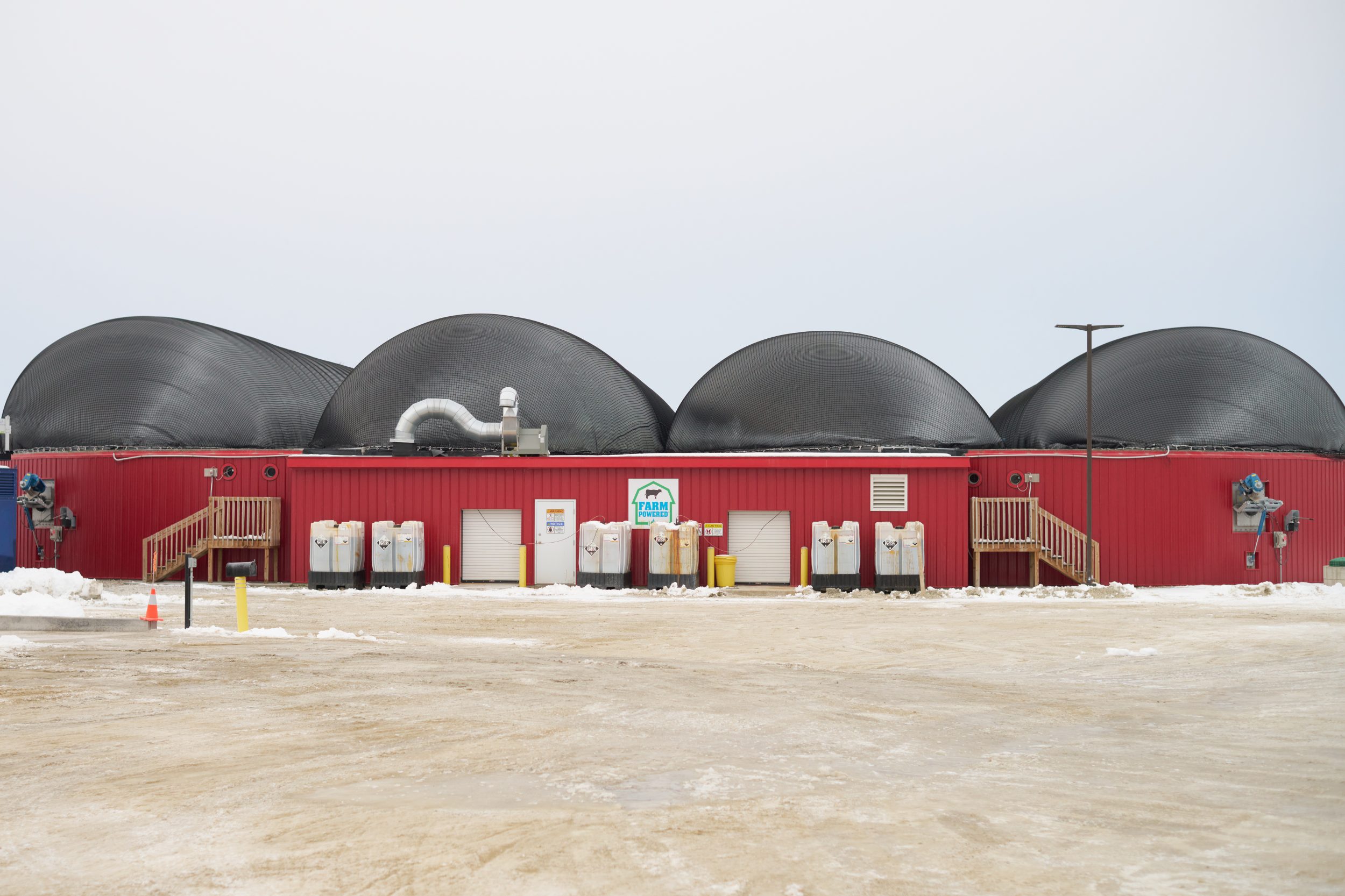 Four digesters ballon with methane.